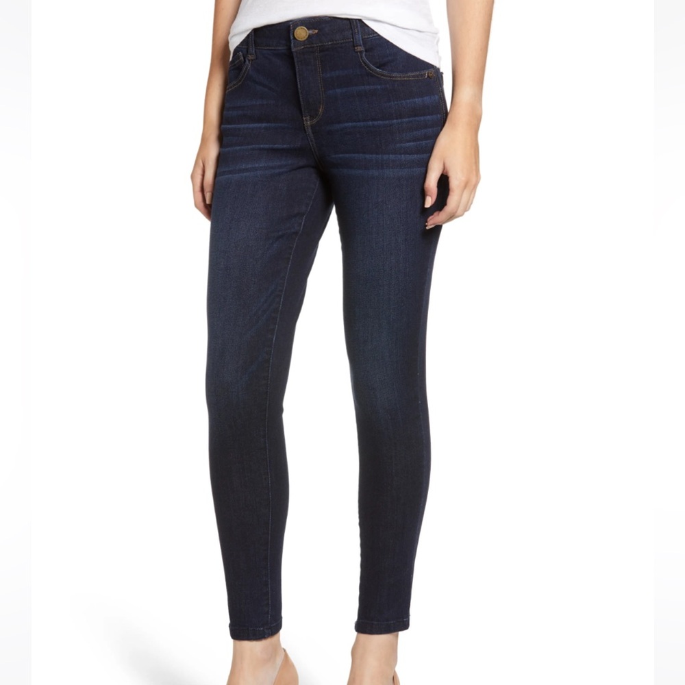 NWT Wit and Wisdom Modern Absoluton High Rise Jeans